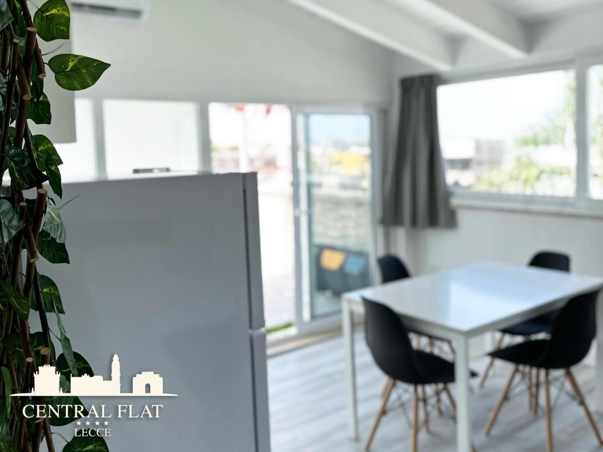 Lecce Central Flat - Attico Con Patio E Parcheggio Privato公寓 外观 照片