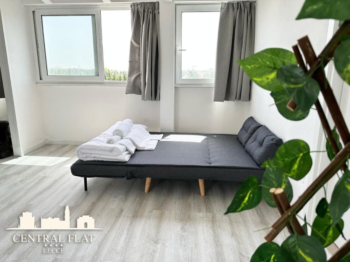 Lecce Central Flat - Attico Con Patio E Parcheggio Privato公寓 外观 照片