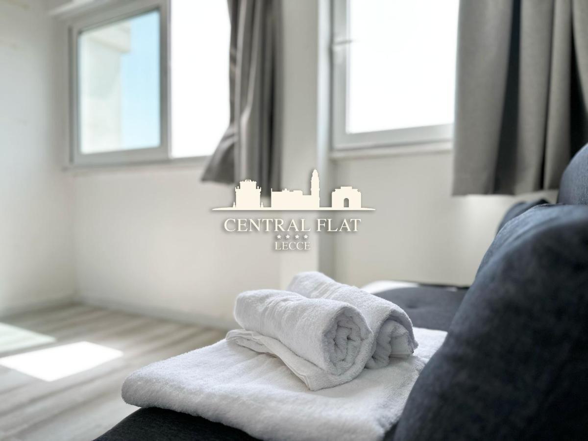 Lecce Central Flat - Attico Con Patio E Parcheggio Privato公寓 外观 照片